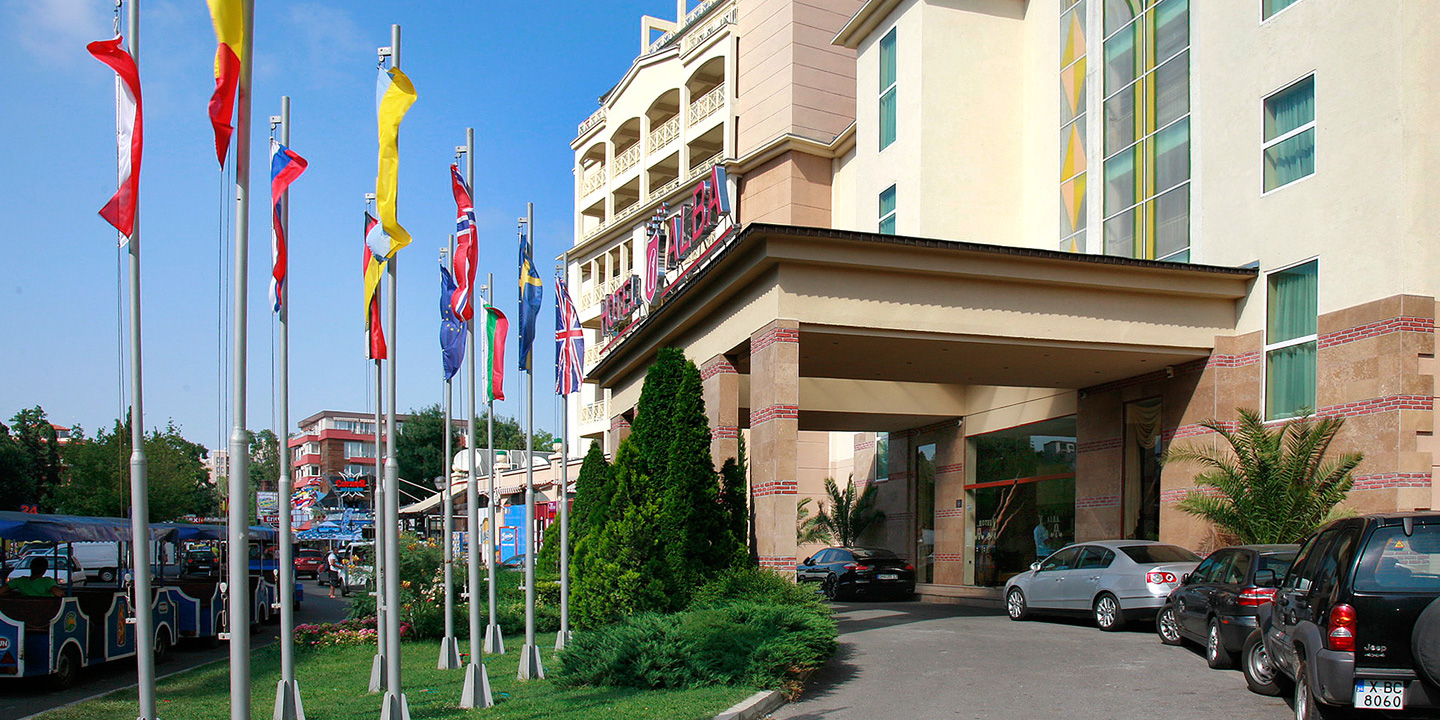 Hotel_Alba_About_hotel_head_07.jpg