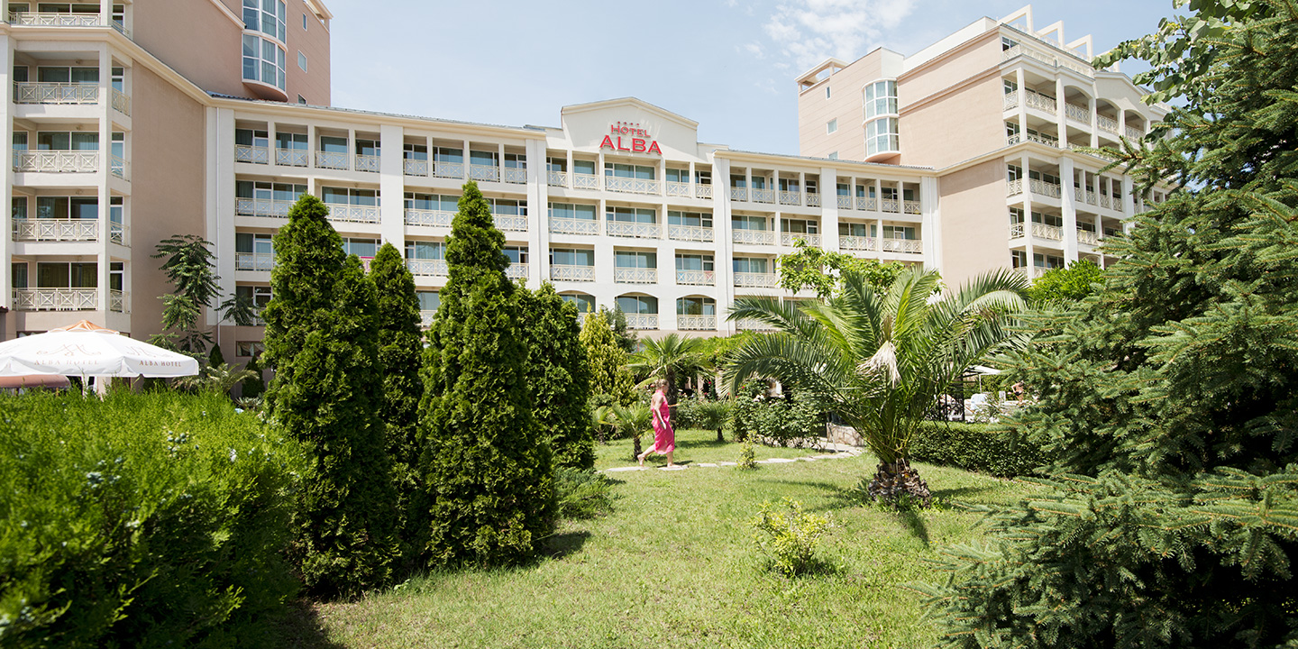 Hotel_Alba_for_us_head03.jpg